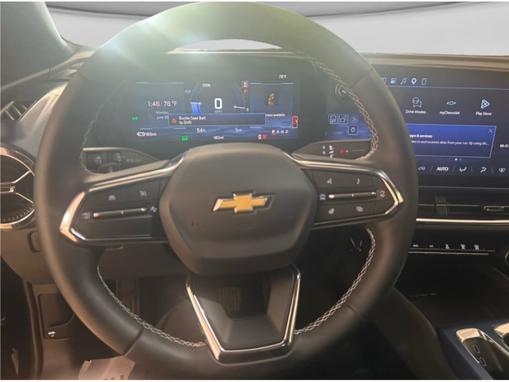 2026 Chevrolet Equinox EV view 7
