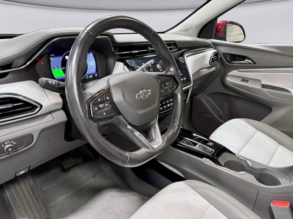 2023 Chevrolet Bolt EUV view 18