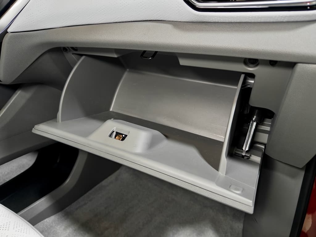 2023 Chevrolet Bolt EUV view 20