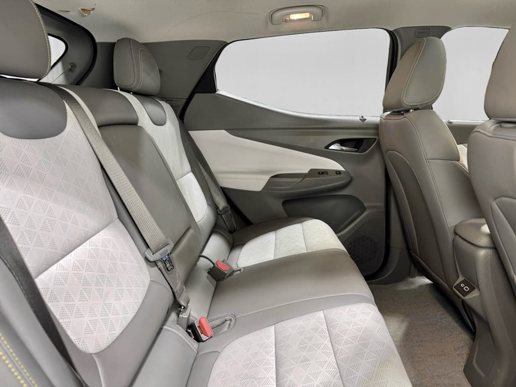 2023 Chevrolet Bolt EUV view 22