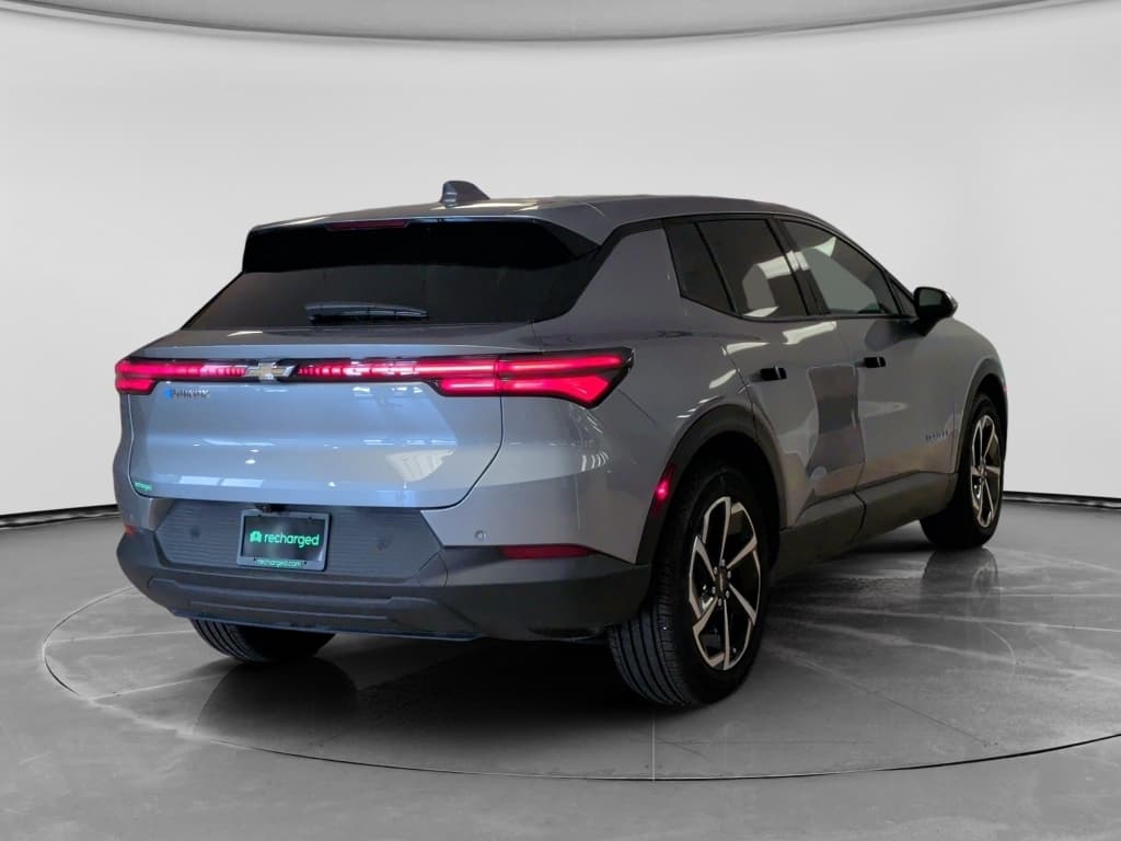 2026 Chevrolet Equinox EV view 3
