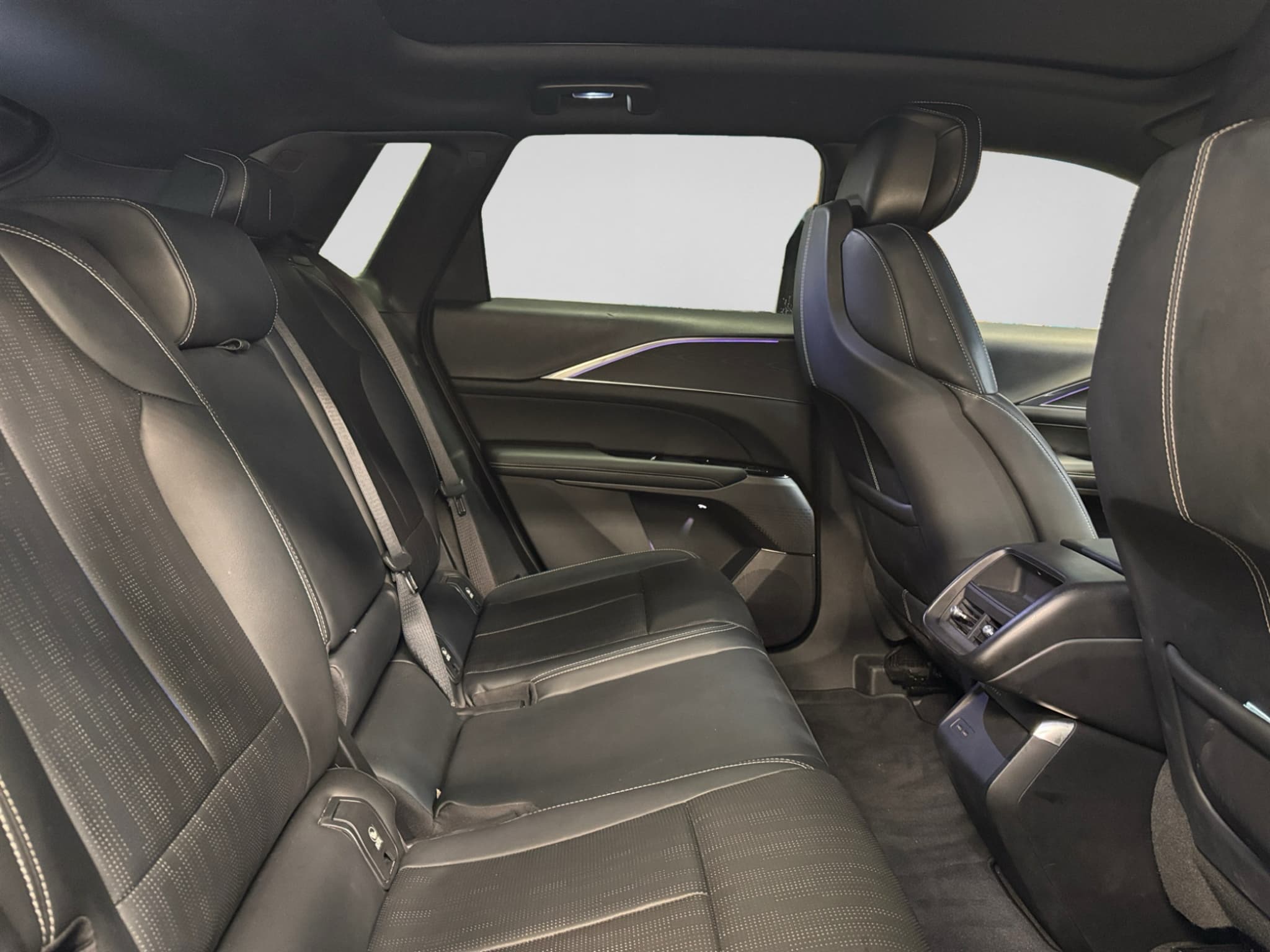 2024 Cadillac Lyriq view 21