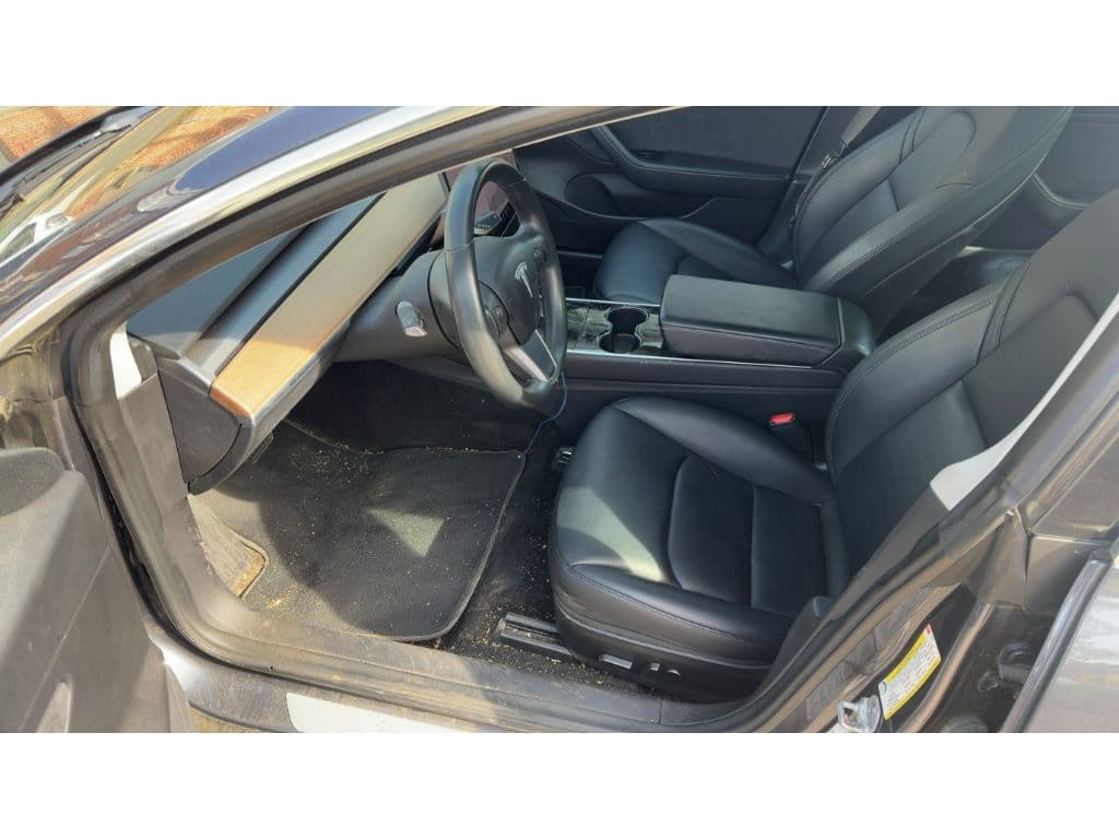 2018 Tesla Model 3 view 5