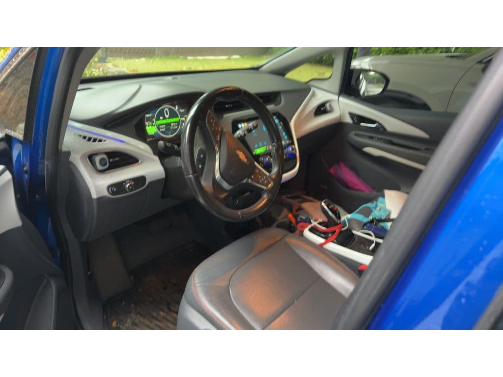 2021 Chevrolet Bolt EV view 5