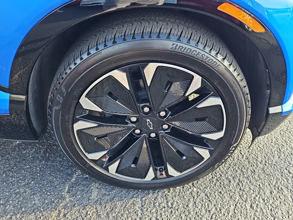 2025 Chevrolet Blazer EV view 31