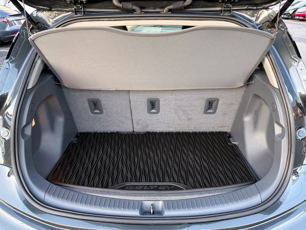 2021 Chevrolet Bolt EV view 25