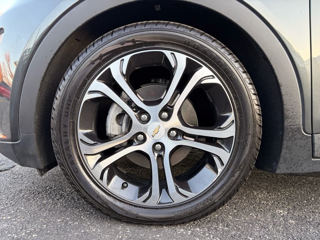 2021 Chevrolet Bolt EV view 35