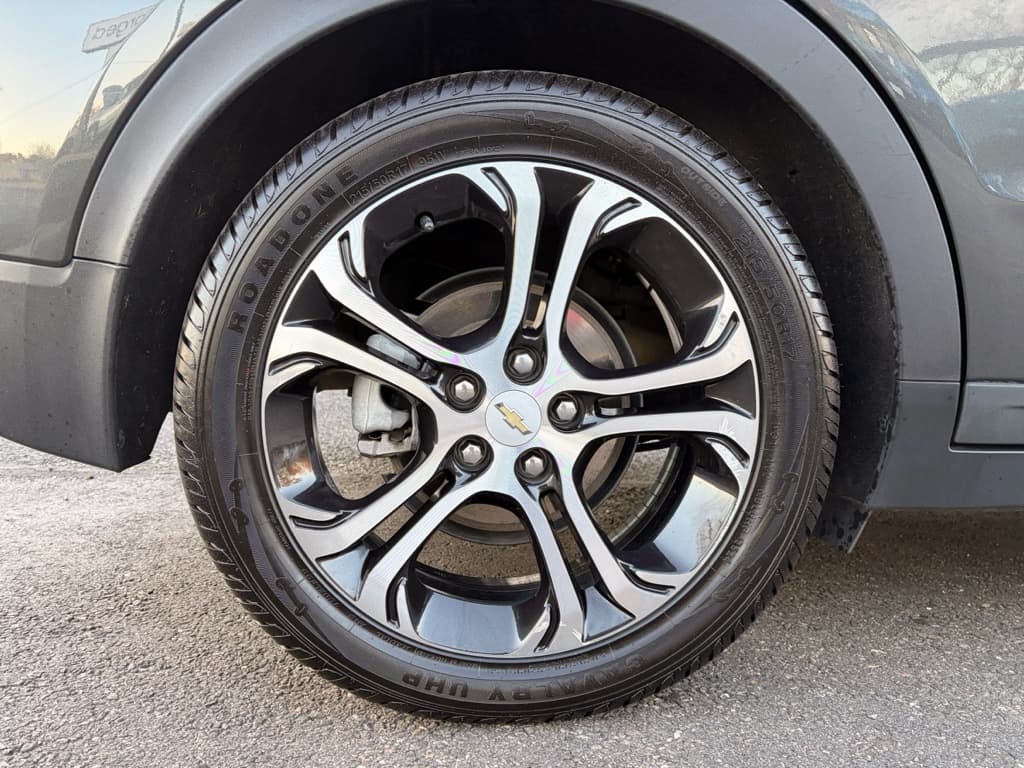 2021 Chevrolet Bolt EV view 31