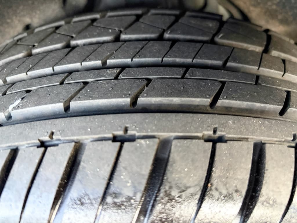 2021 Chevrolet Bolt EV view 34