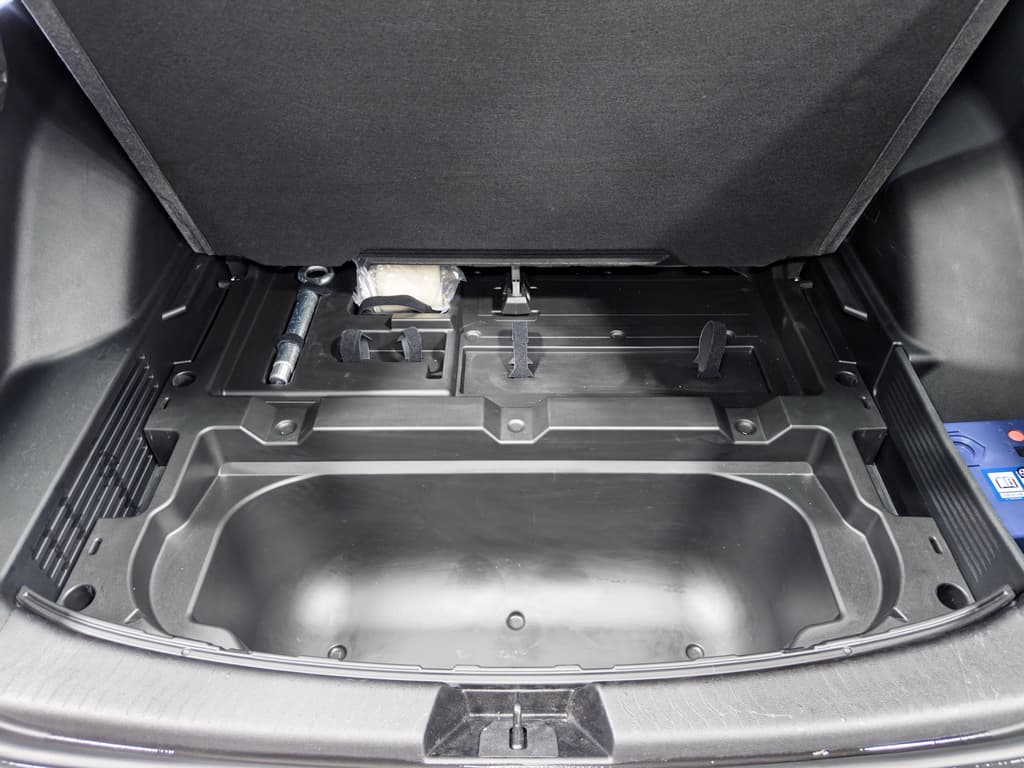 2025 Chevrolet Equinox EV view 26