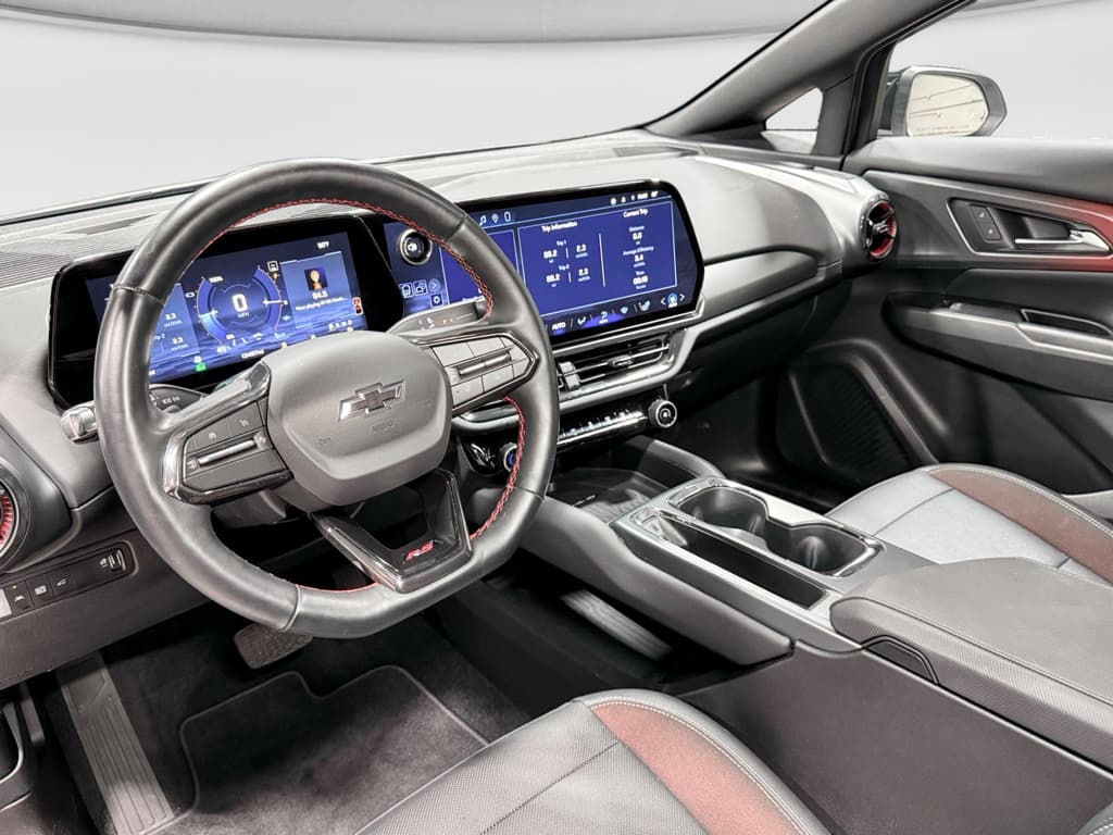 2025 Chevrolet Equinox EV view 18