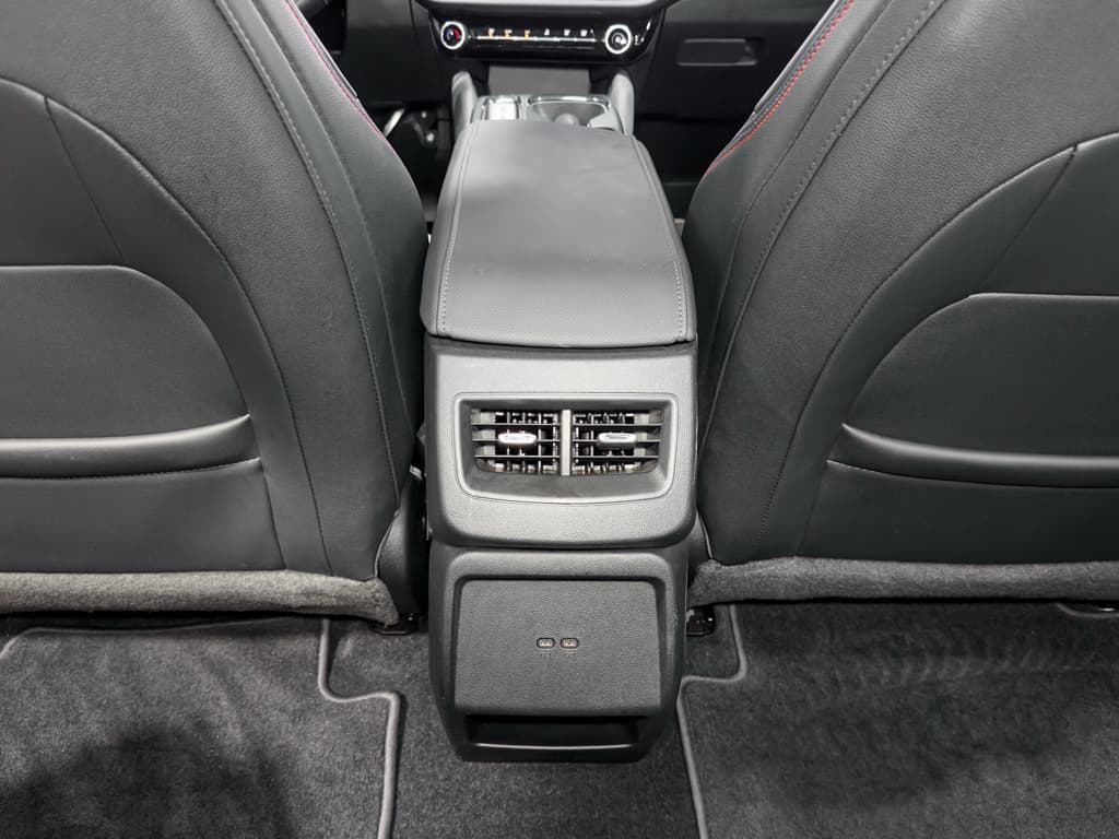 2025 Chevrolet Equinox EV view 21