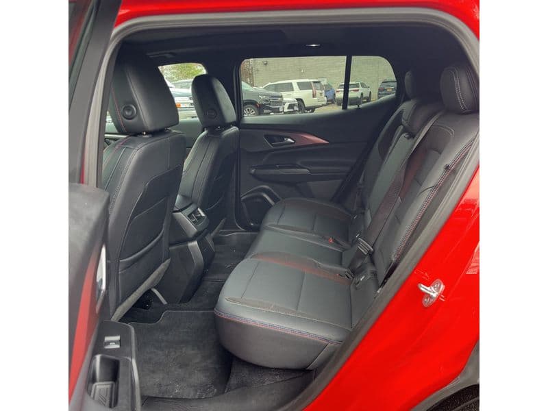 2025 Chevrolet Equinox EV view 6