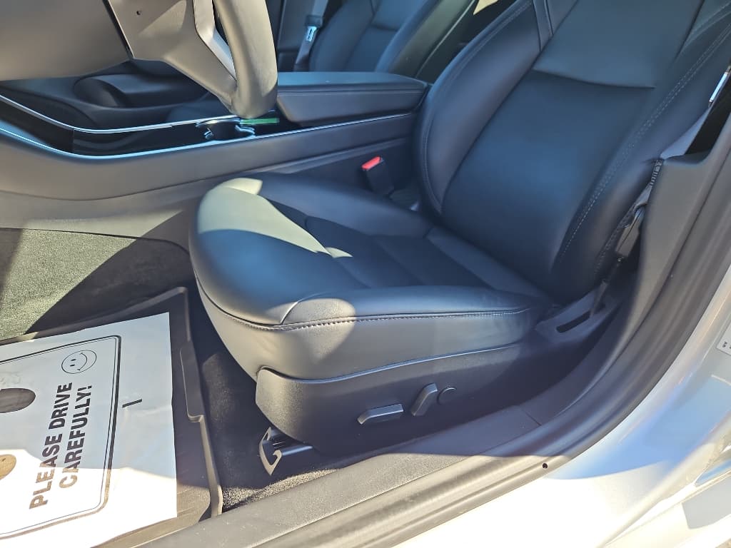 2018 Tesla Model 3 view 7