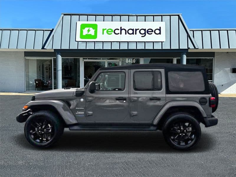 2022 Jeep Wrangler view 7