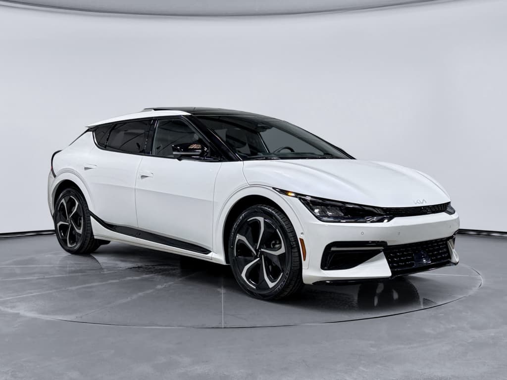 2023 Kia EV6 view 4