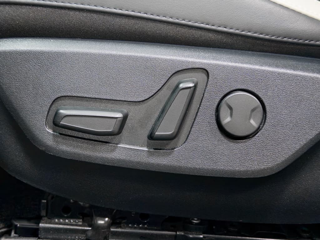 2023 Kia EV6 view 6