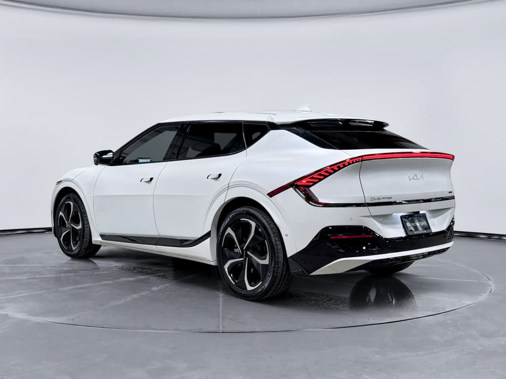2023 Kia EV6 view 2
