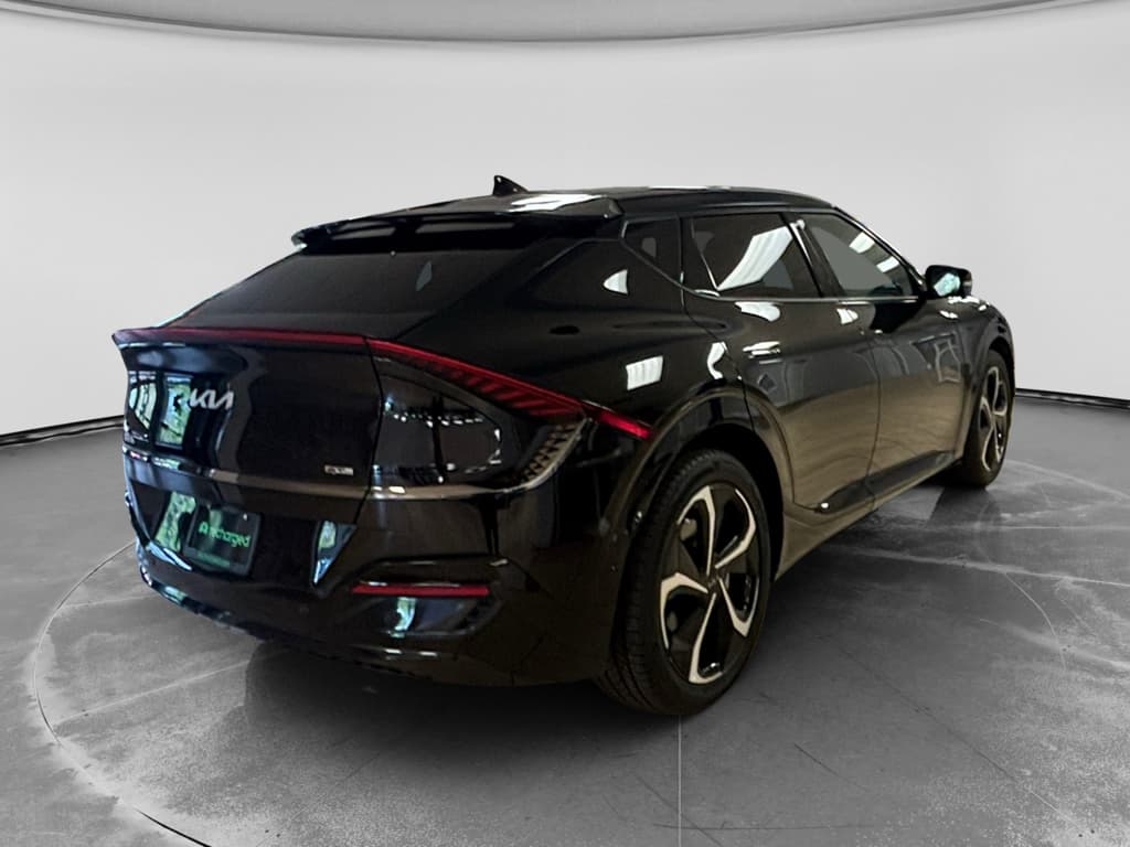 2023 Kia EV6 view 4