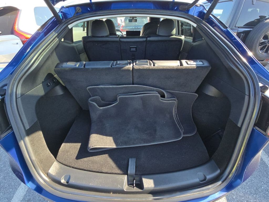 2024 Tesla Model Y view 8