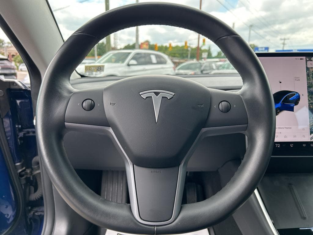 2018 Tesla Model 3 view 7