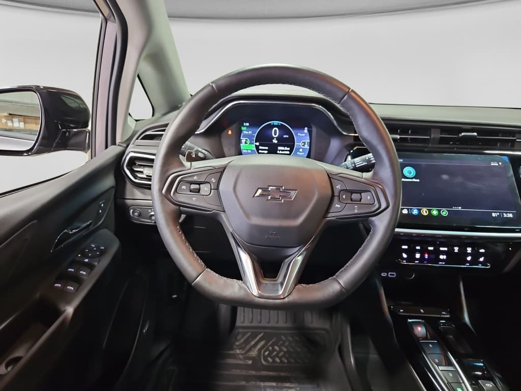 2023 Chevrolet Bolt EV view 7