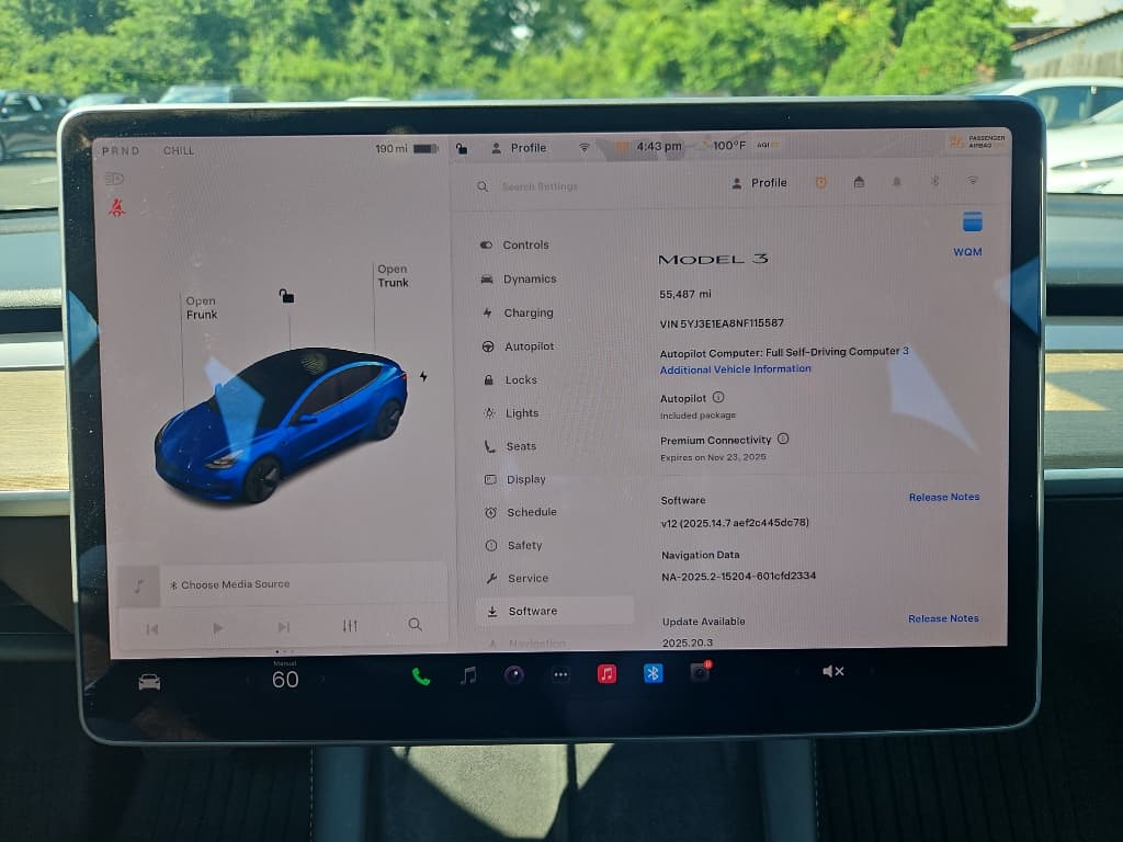 2022 Tesla Model 3 view 8