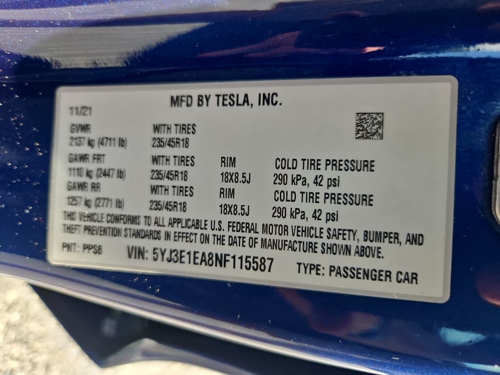 2022 Tesla Model 3 view 21