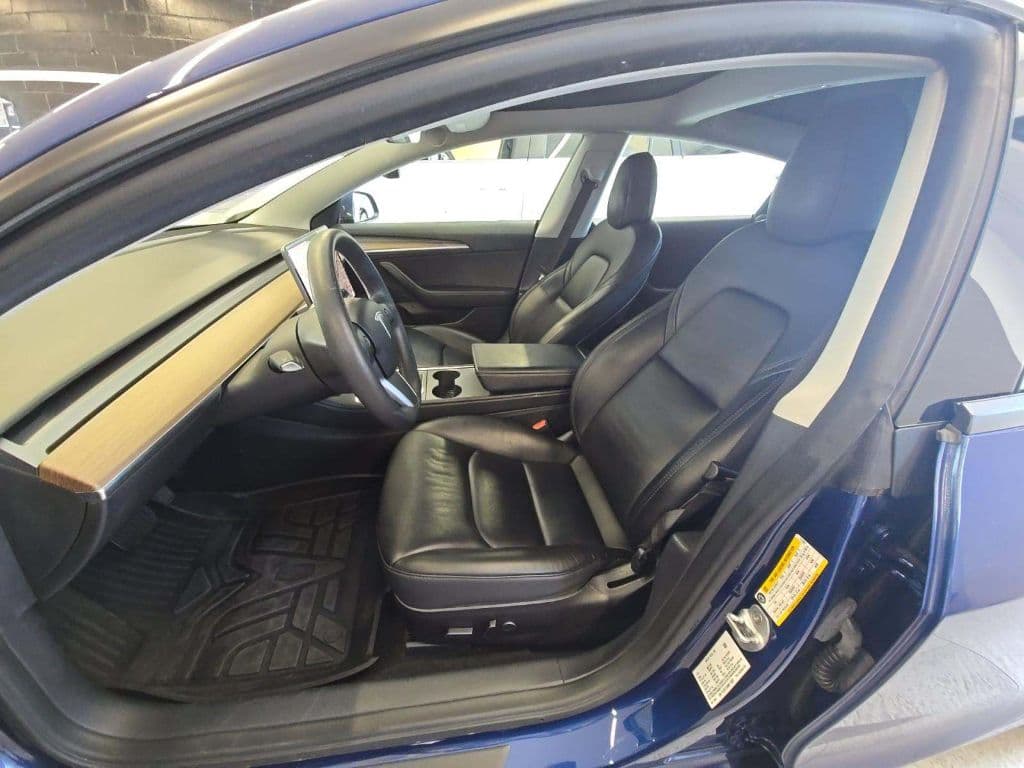2022 Tesla Model 3 view 5