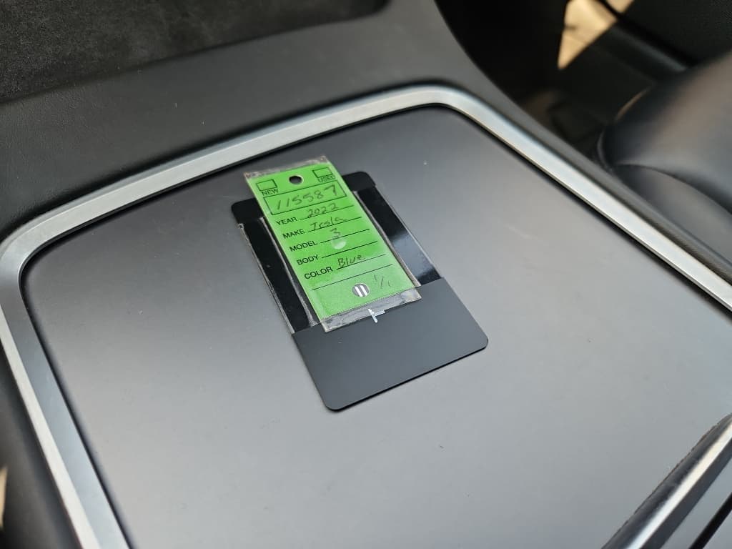 2022 Tesla Model 3 view 16