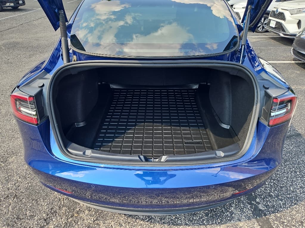 2022 Tesla Model 3 view 19