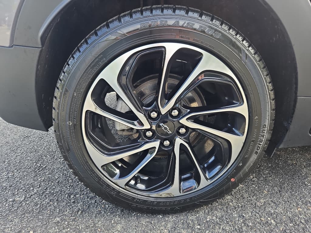 2022 Chevrolet Bolt EUV view 28