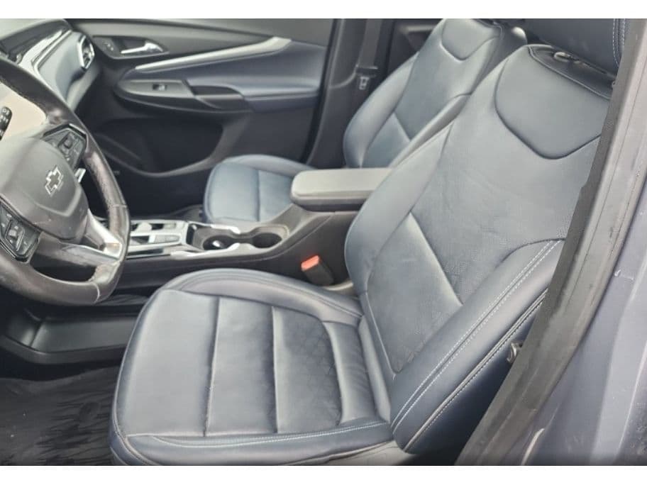 2022 Chevrolet Bolt EUV view 7
