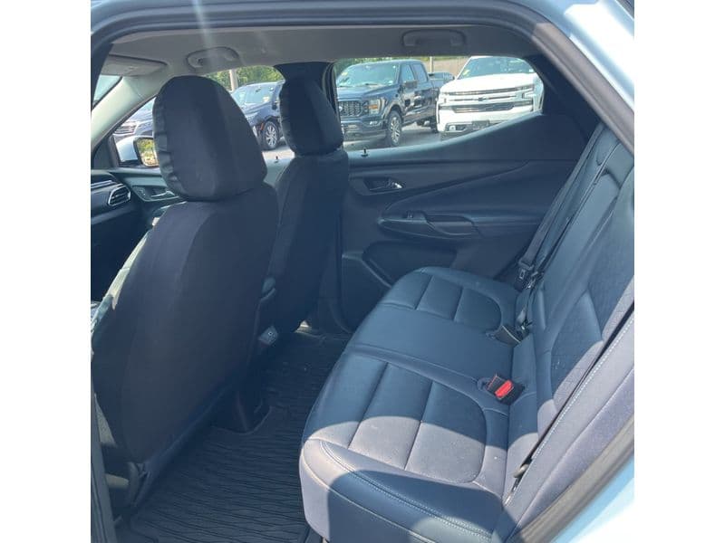 2022 Chevrolet Bolt EUV view 6
