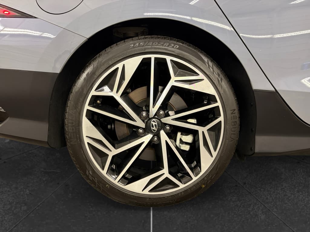 2025 Hyundai IONIQ 6 view 38