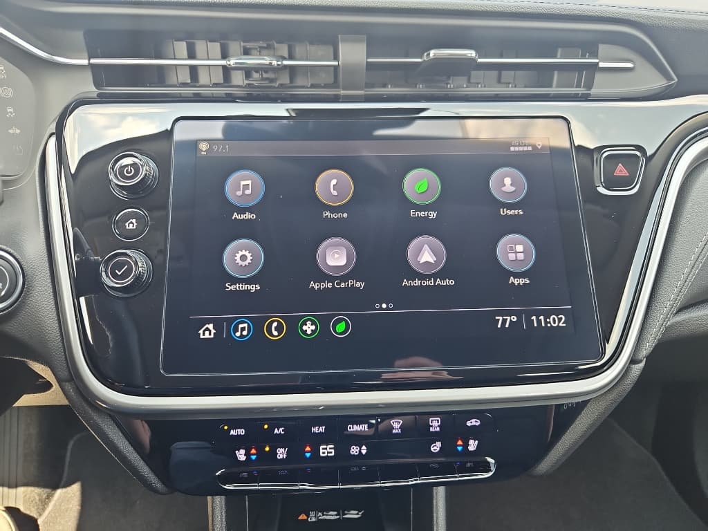 2022 Chevrolet Bolt EUV view 11