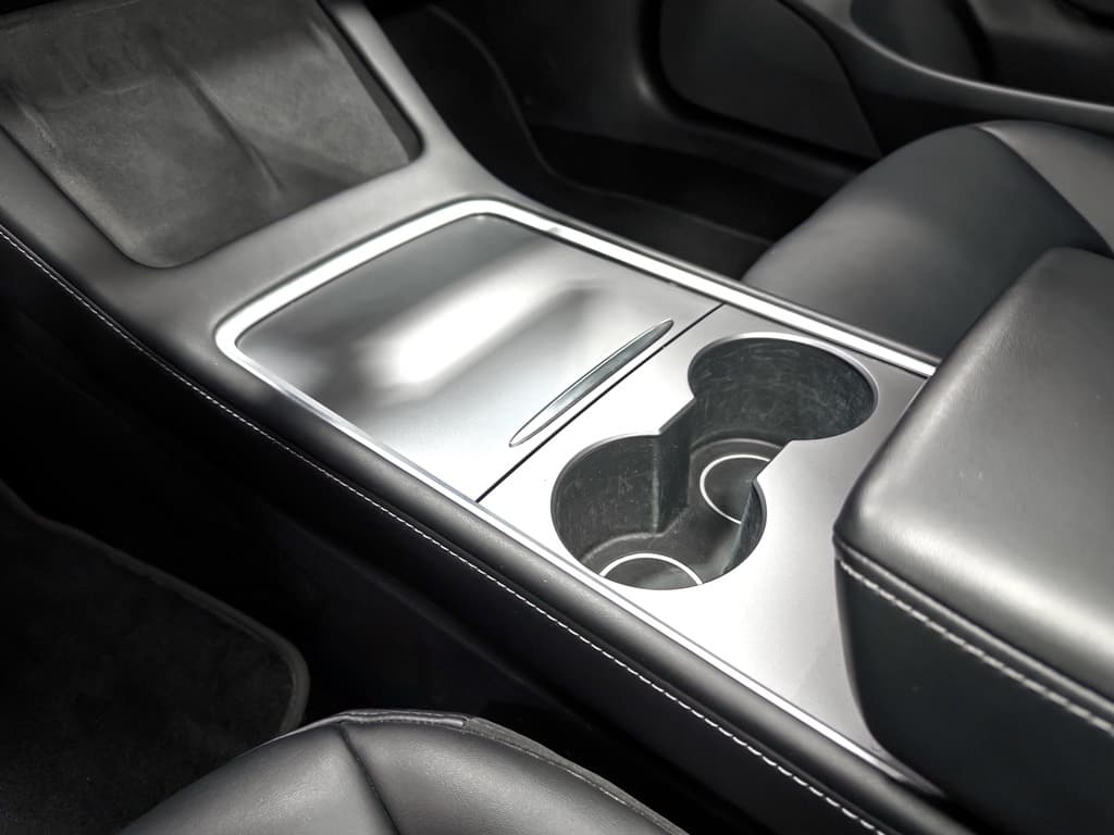 2022 Tesla Model 3 view 18