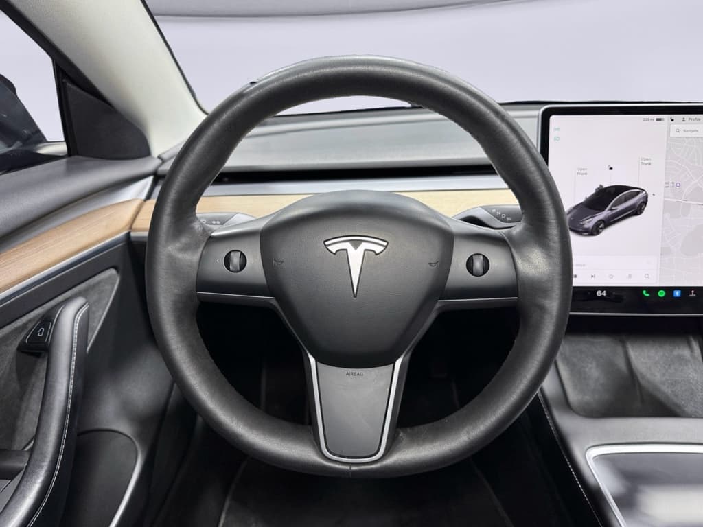2022 Tesla Model 3 view 8
