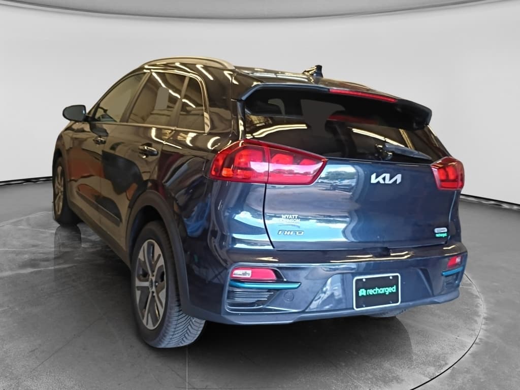 2022 Kia Niro EV view 2