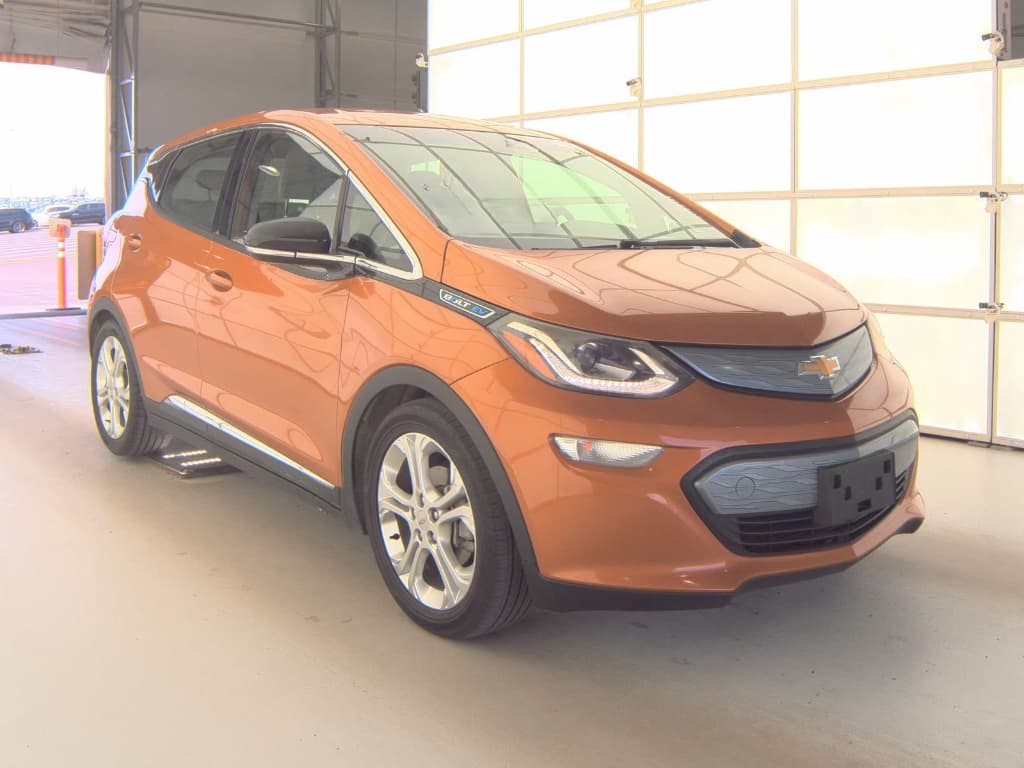 2018 Chevrolet Bolt EV view 2