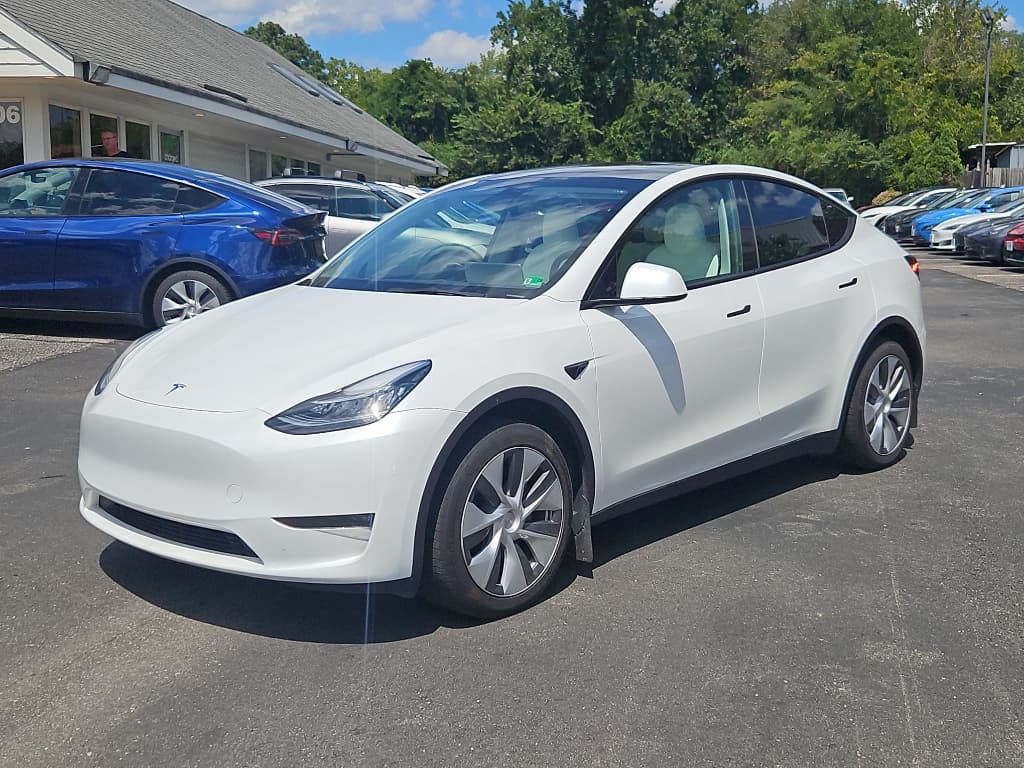 2023 Tesla Model Y view 1
