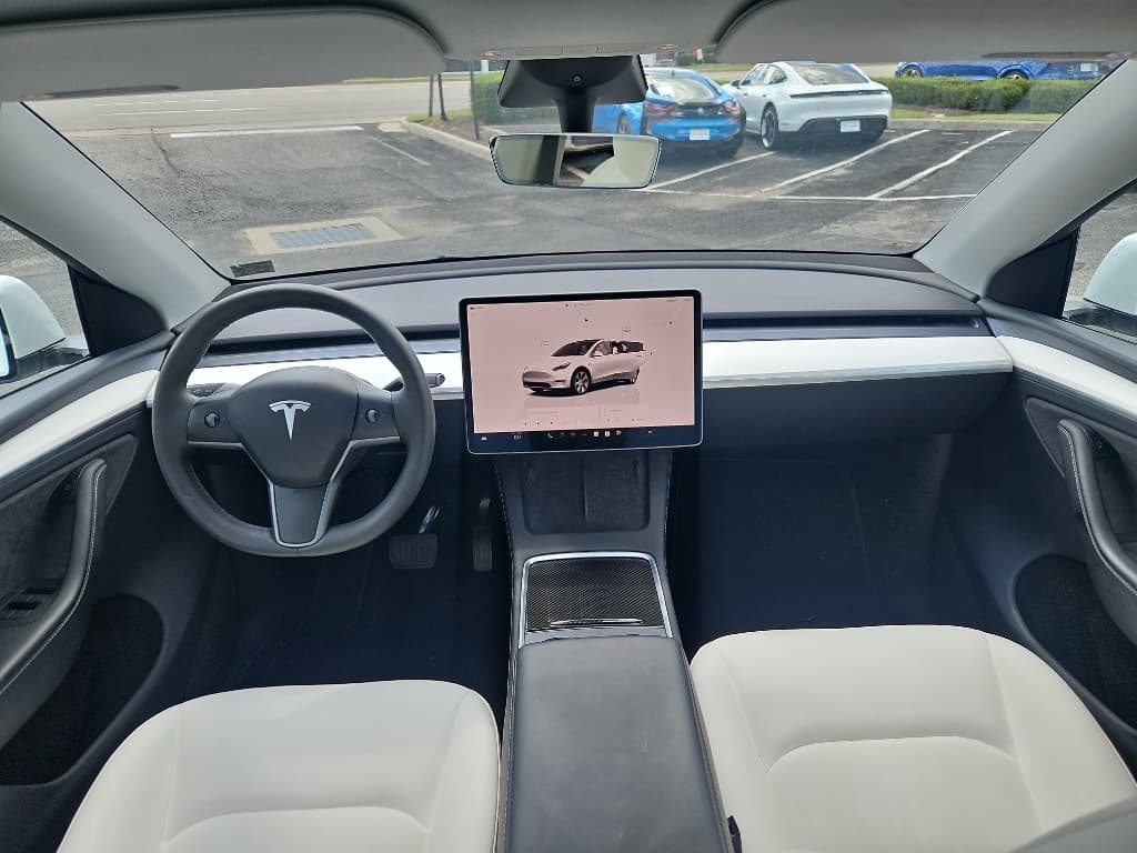 2023 Tesla Model Y view 8