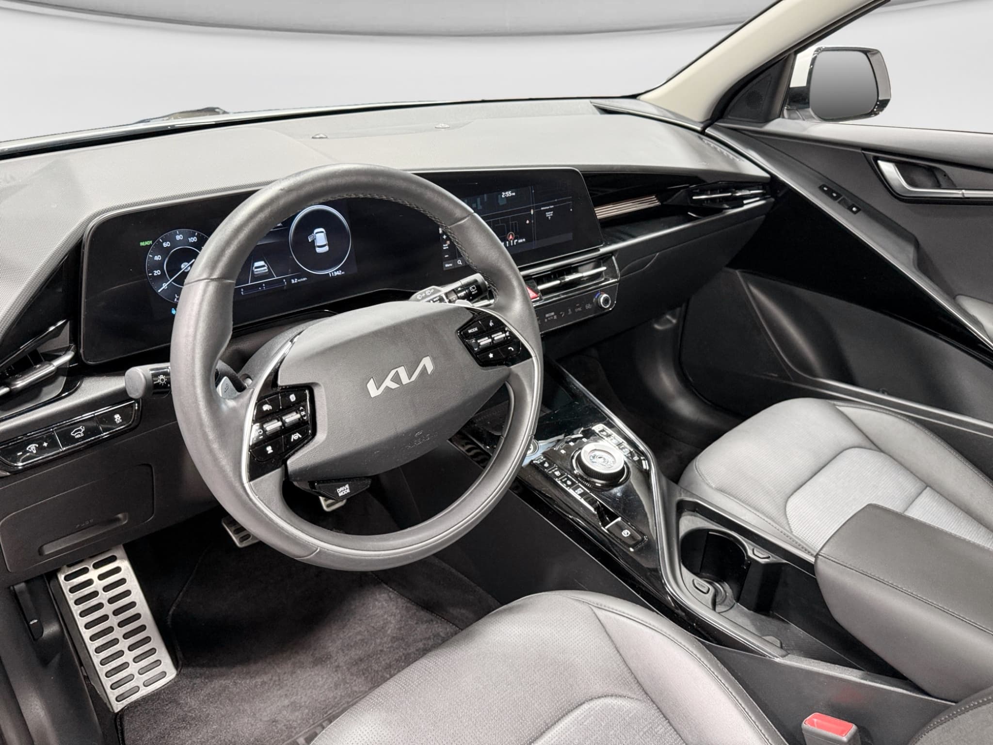 2024 Kia Niro EV view 19