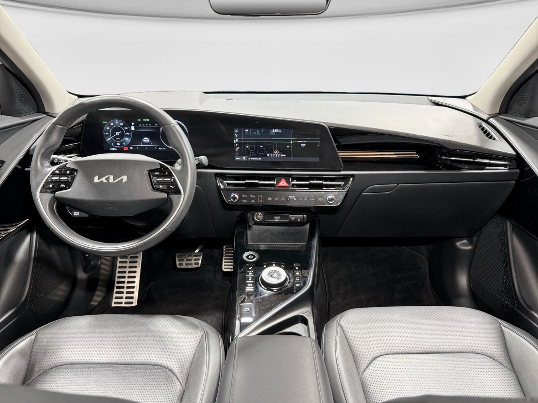2024 Kia Niro EV view 17