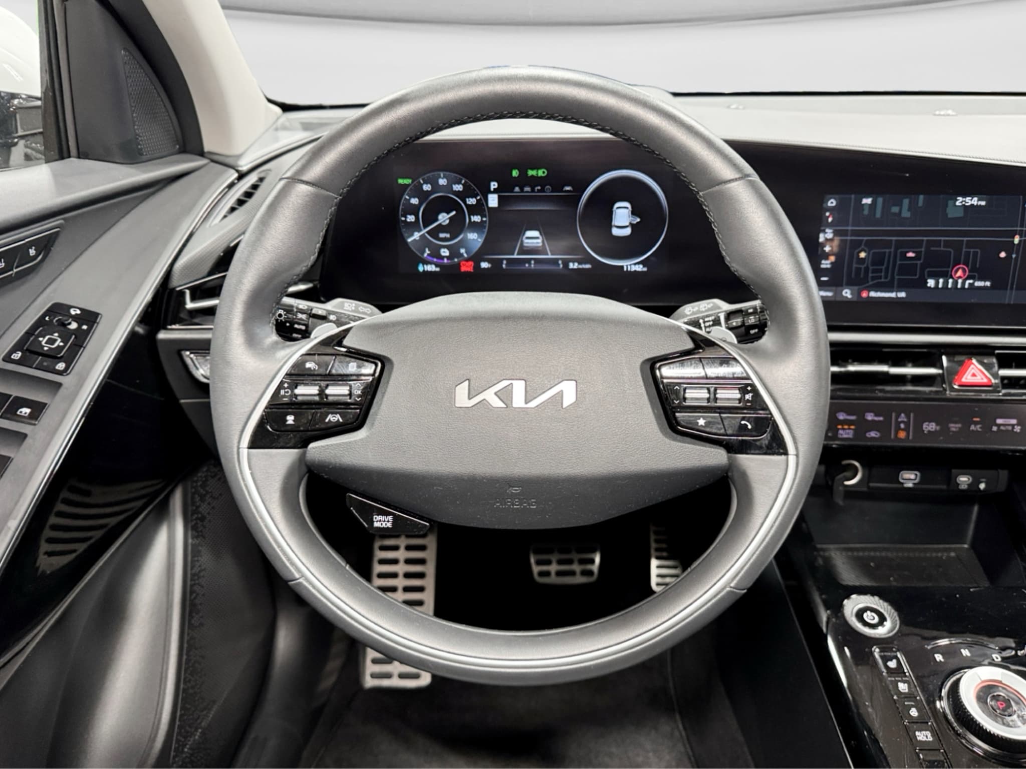 2024 Kia Niro EV view 9