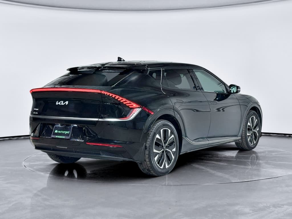 2023 Kia EV6 view 3