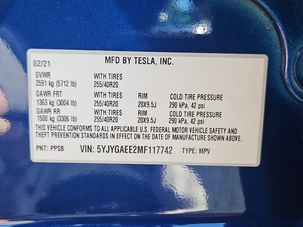 2021 Tesla Model Y view 23