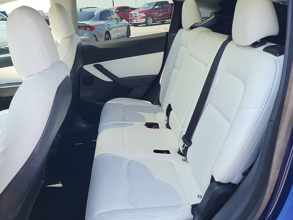 2021 Tesla Model Y view 8