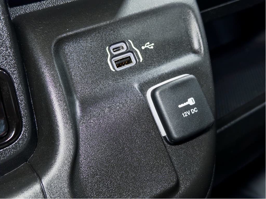 2024 Ram ProMaster 3500 BEV view 14