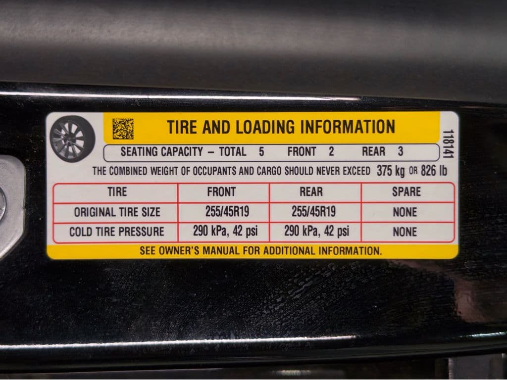 2021 Tesla Model Y view 28